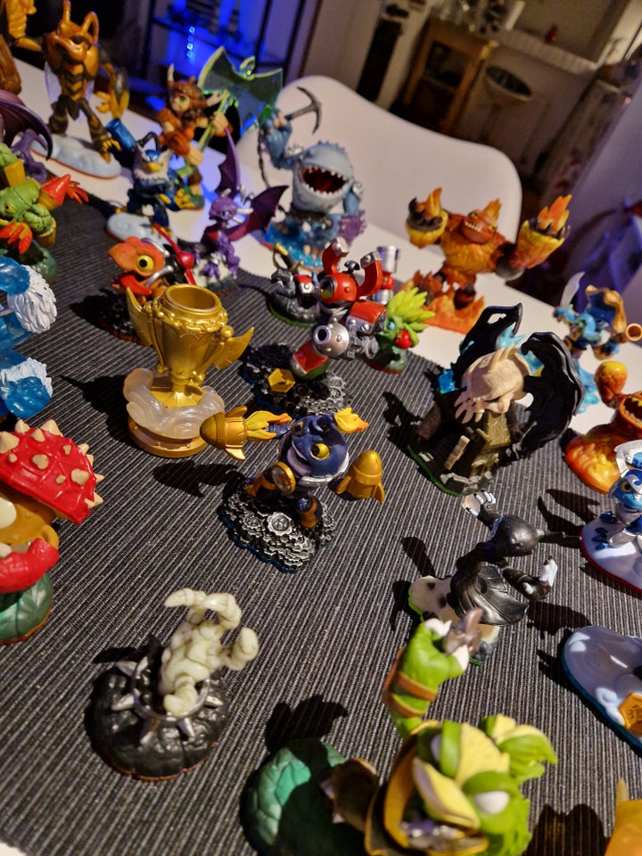 SKYLANDERS FIGURER, SKYLANDERS