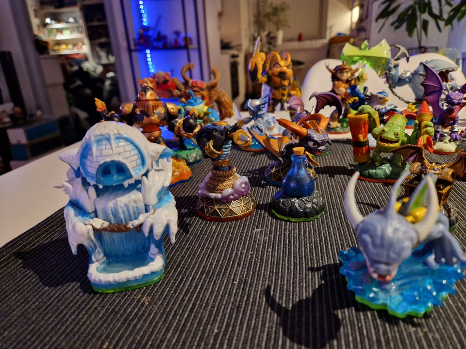 SKYLANDERS FIGURER, SKYLANDERS