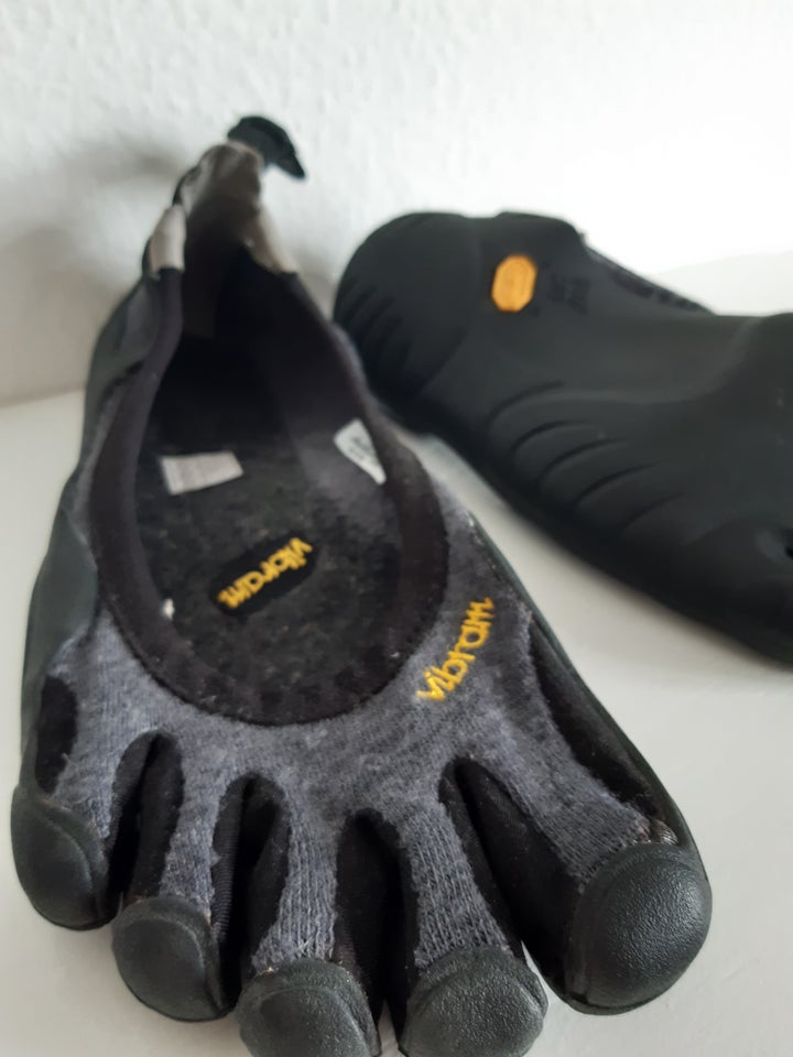 Sportssko, VIBRAM FIVEFINGERS,