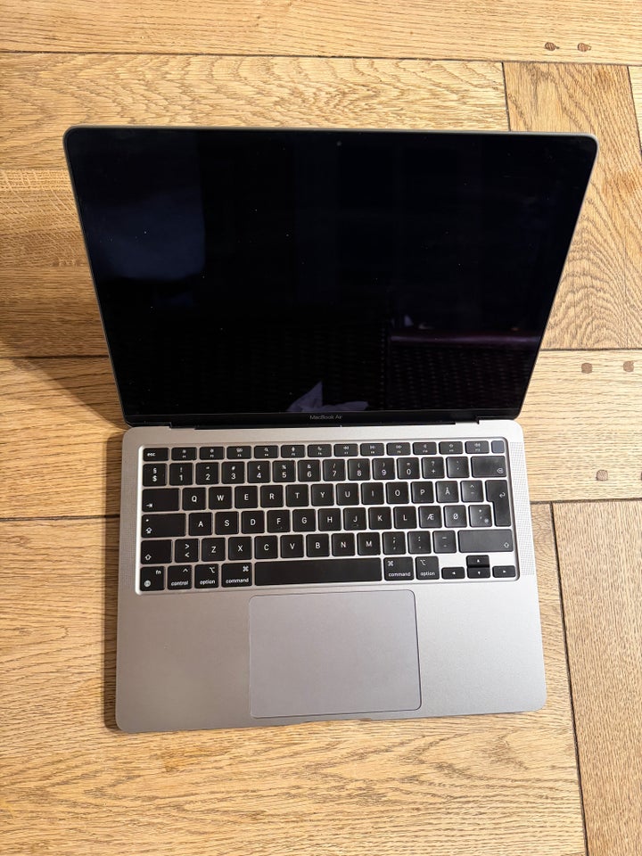 MacBook Air, M1, 8 GB ram