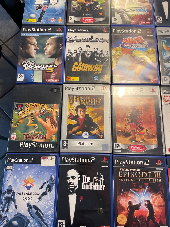 Playstation 2, Playstation 2 Slim,