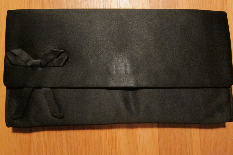 Clutch andet mærke satin