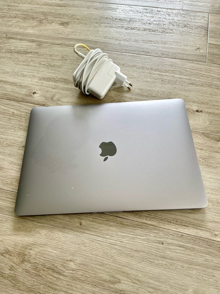 MacBook Pro MacBook pro 2017 13”