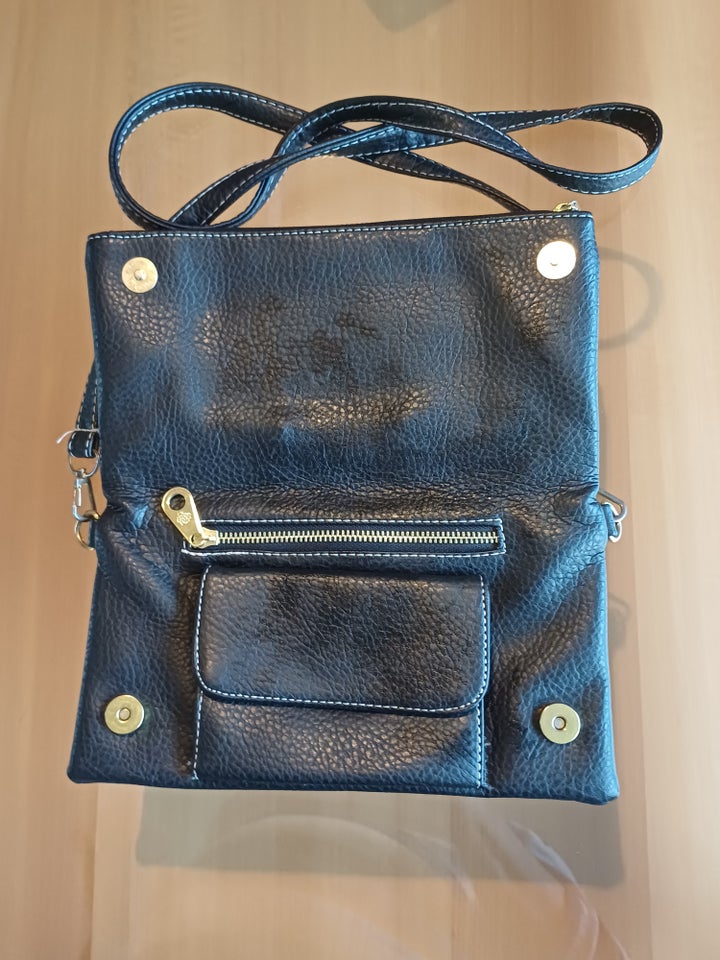 Crossbody, "Mulberry"