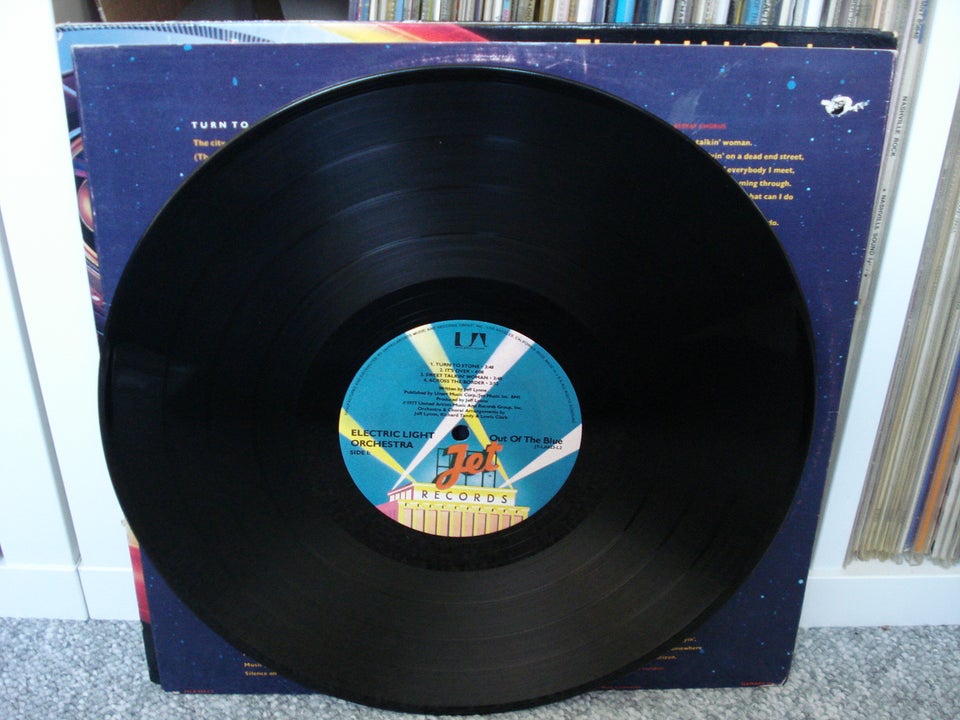 LP, Electric Light Orchestra, Out