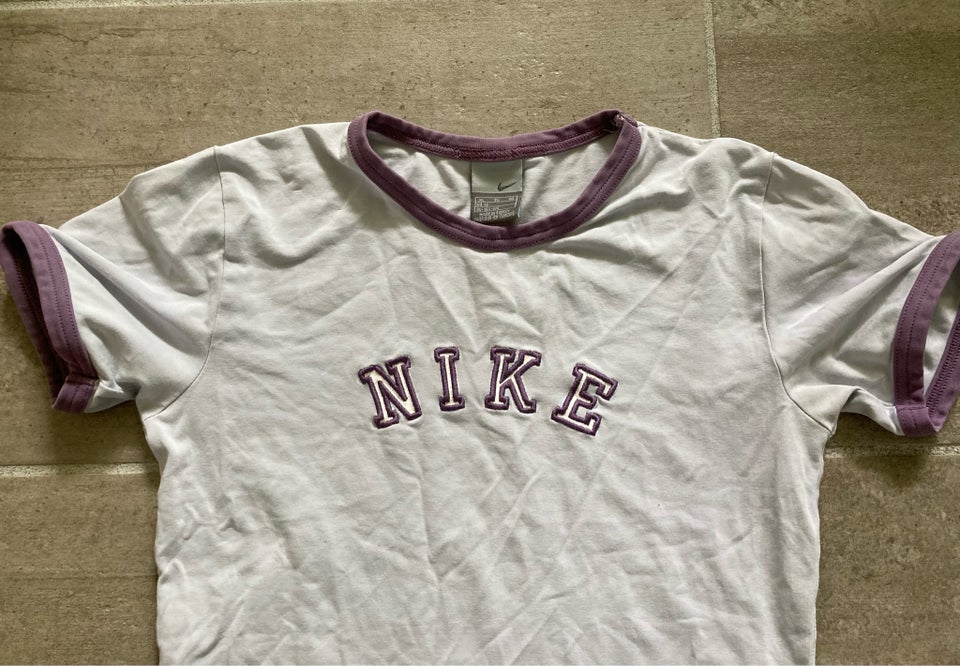 T-shirt, T-shirt, Nike