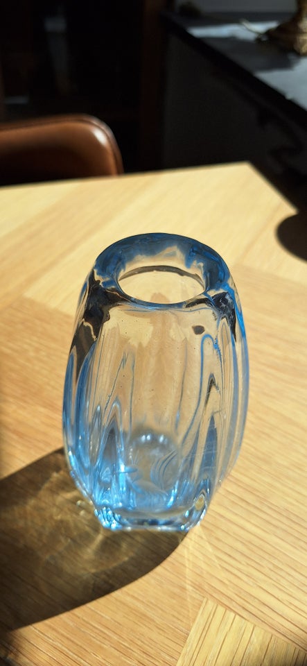 Vase Vase i tykt glas