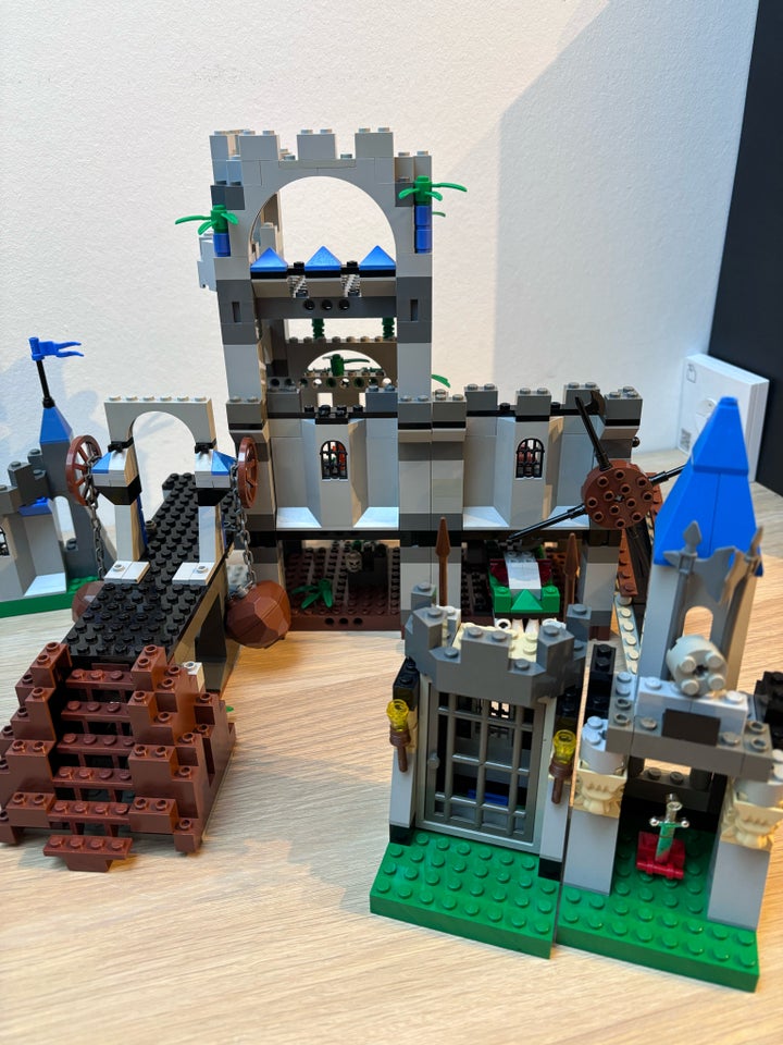 Lego Kingdoms