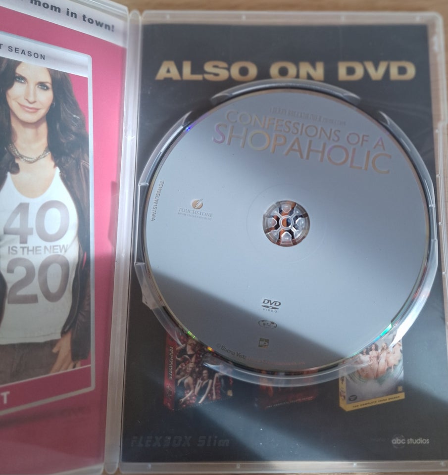 Confessions of a shopaholic DVD