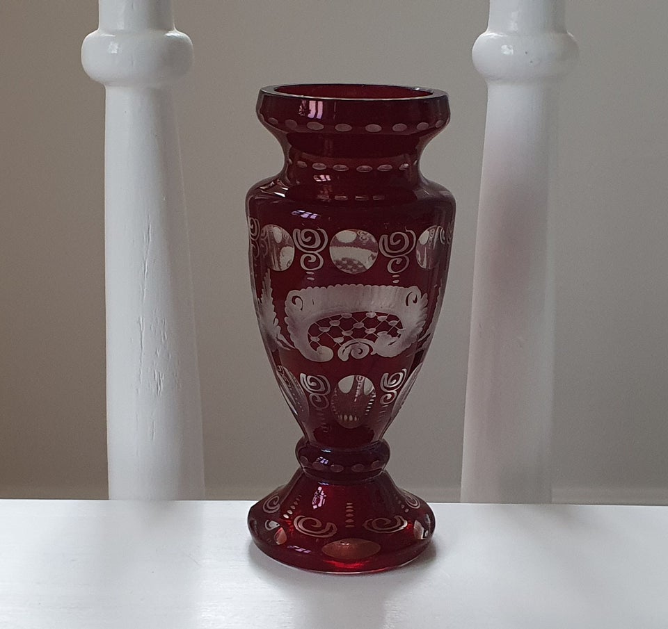 Glas, Bøhmisk vase, Bøhmisk