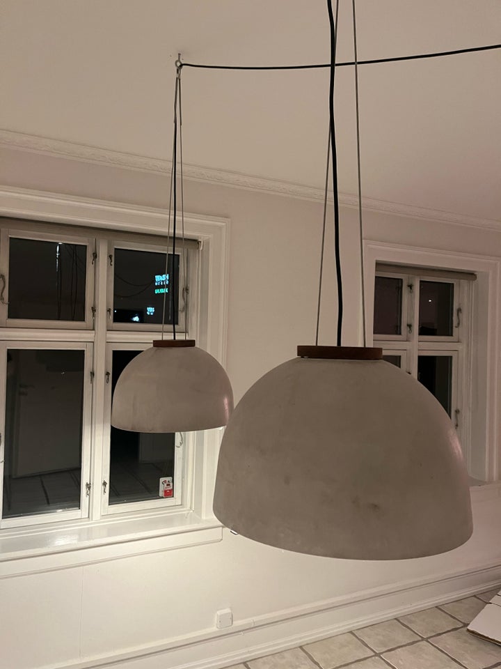 Anden loftslampe, Københavner