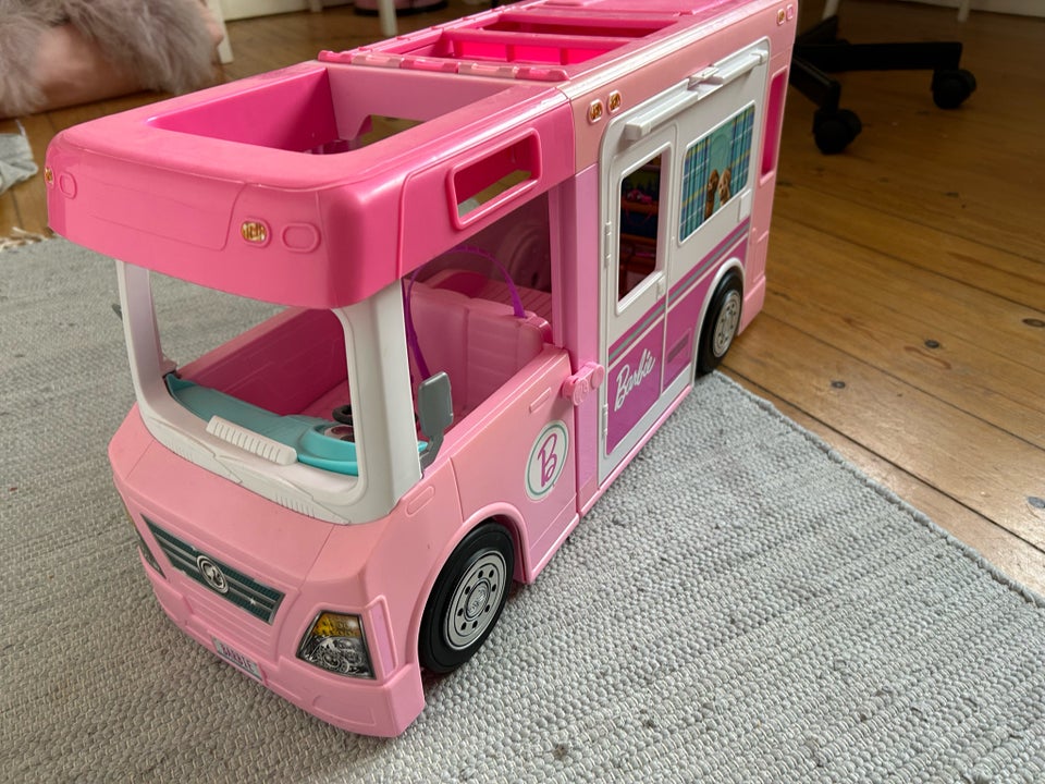 Barbie, Autocamper