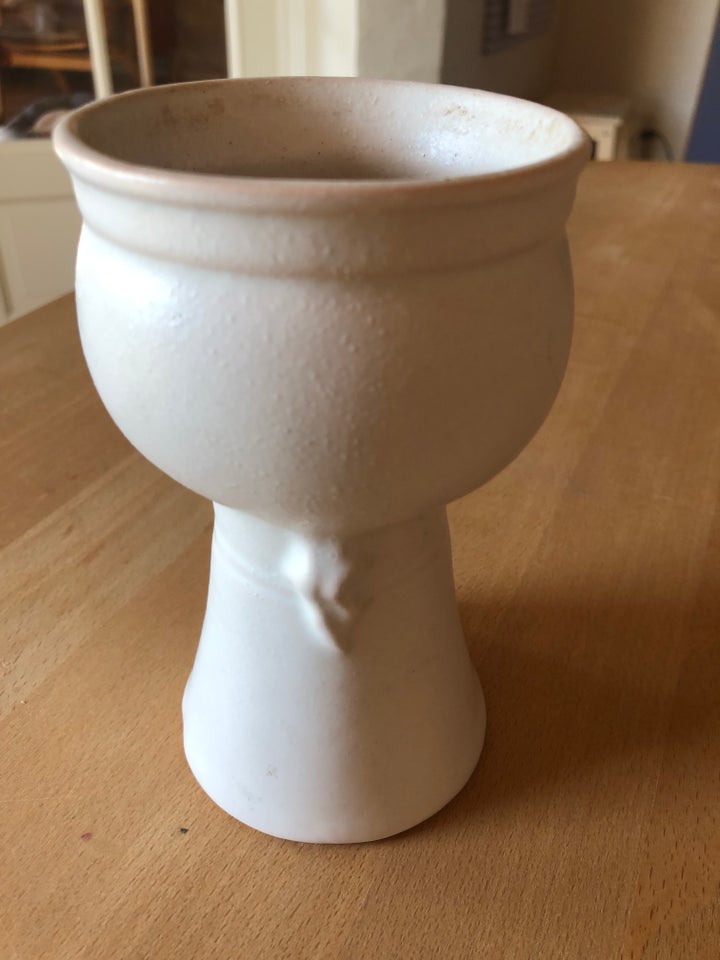 Vintage hvid ansigtsvase