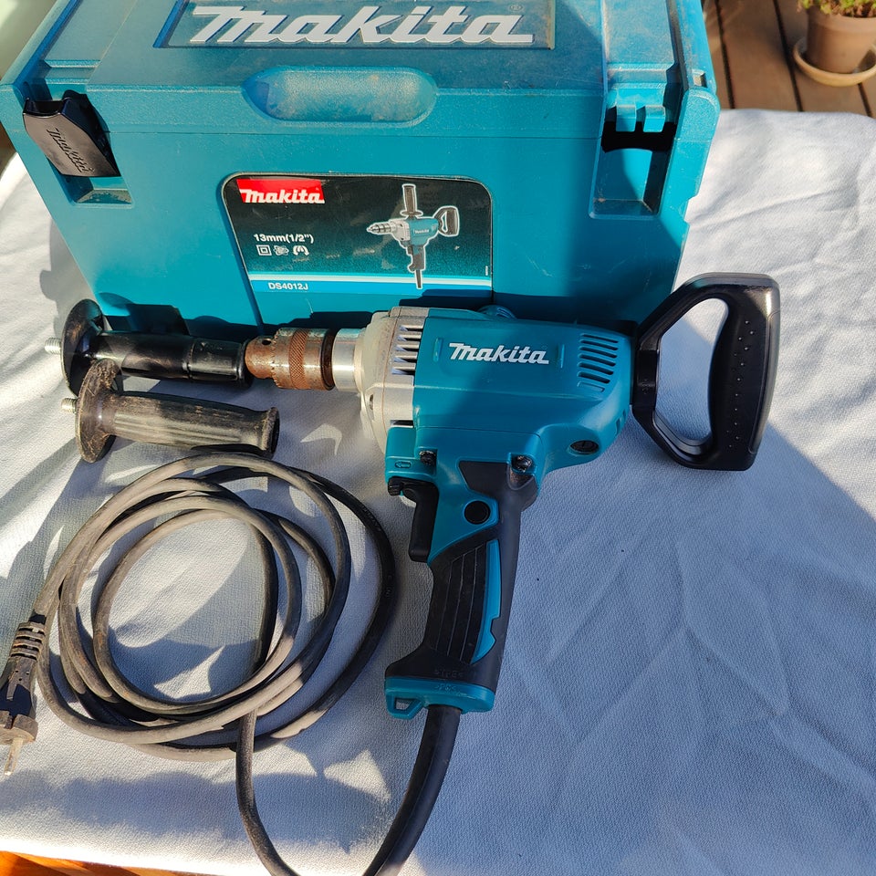 Boremaskine, Makita DS4012J