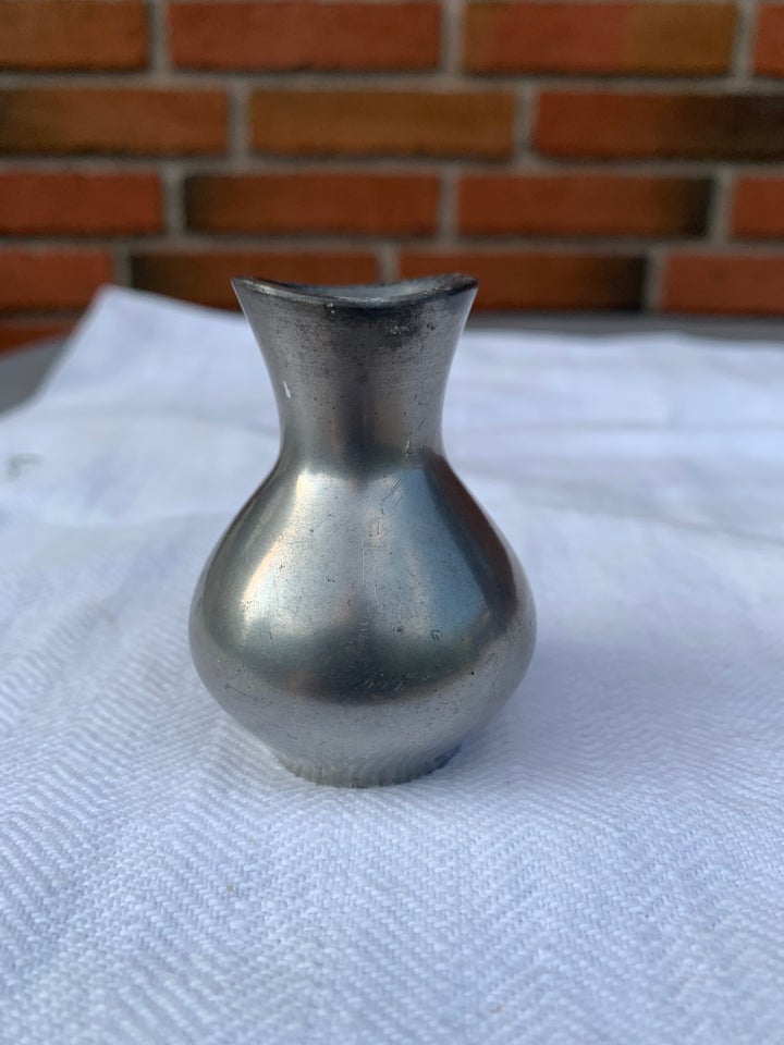 Tin LIlle vase Just Andersen