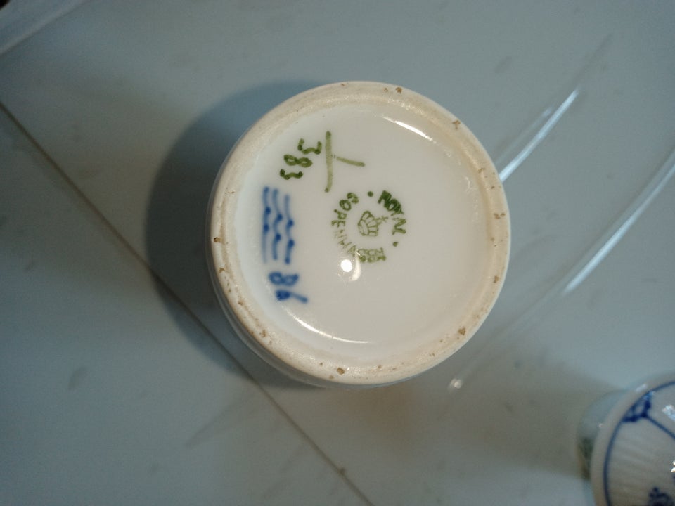 Porcelæn Musselmalet riflet vase