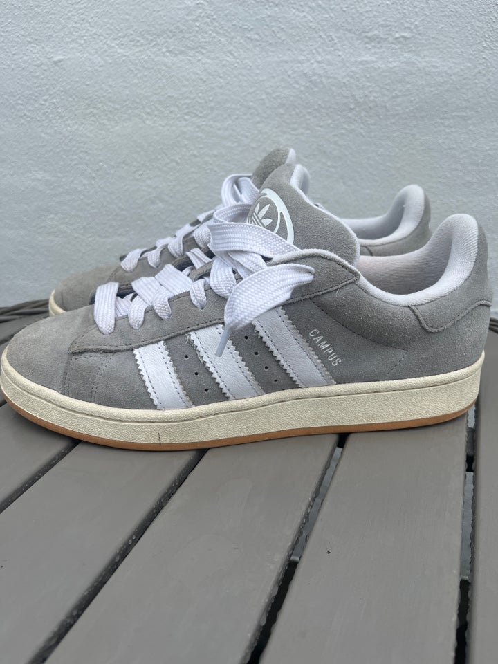 Sneakers, Adidas, str. 44