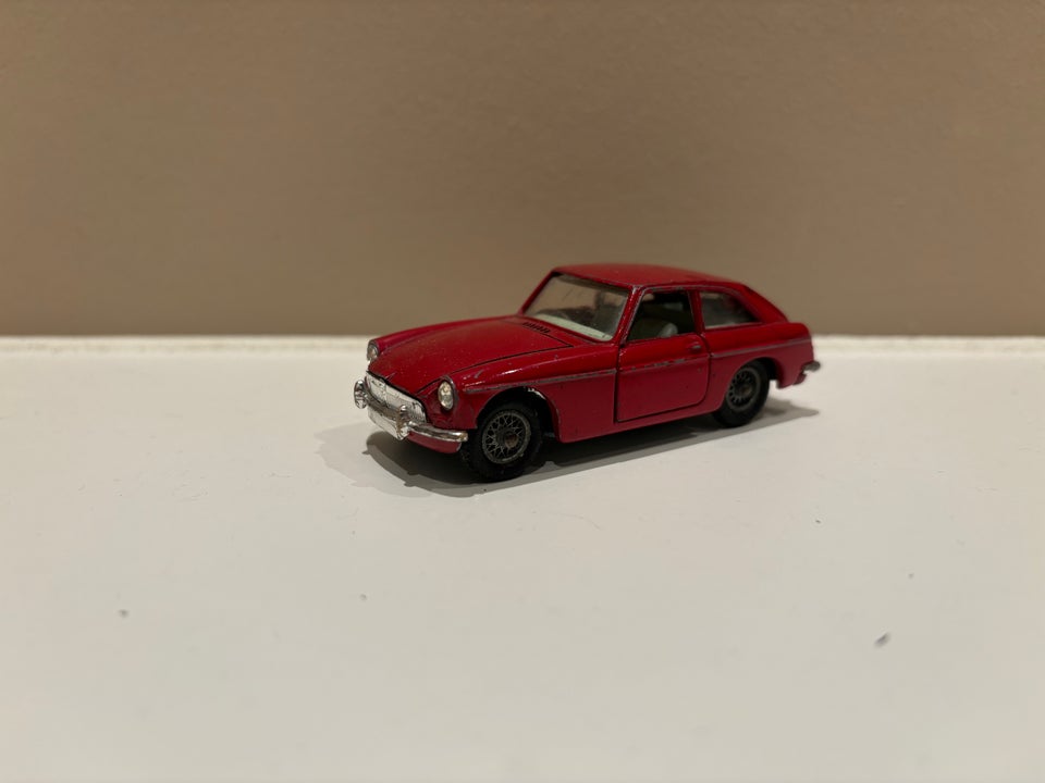 Modelbil, Corgi MGB GT, skala 1:43