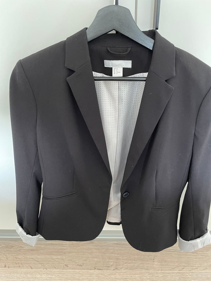 Blazer, str. 42, H  M