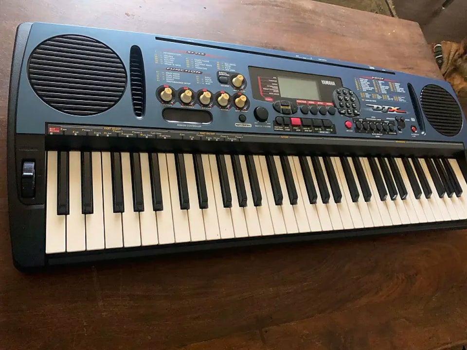 Synthesizer, Yamaha djx super