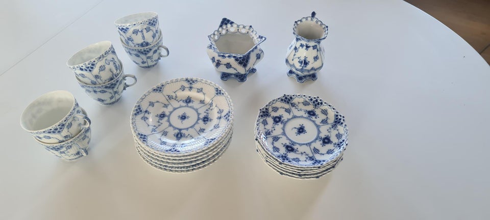 Porcelæn, Kaffestel, Royal