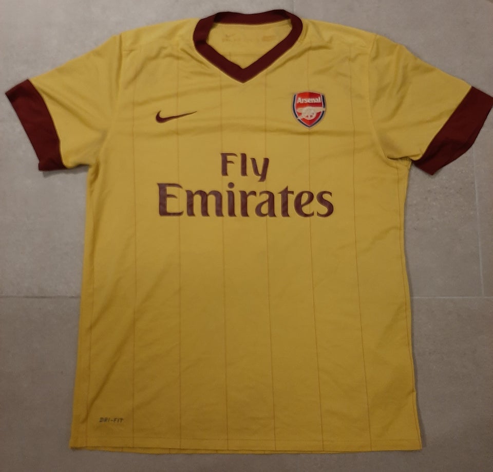 Fodboldtrøje, Arsenal jersey,