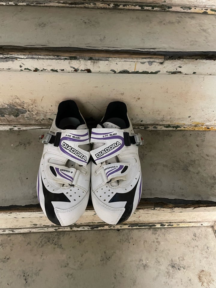 Cykelsko, Cykelsko, Diadora