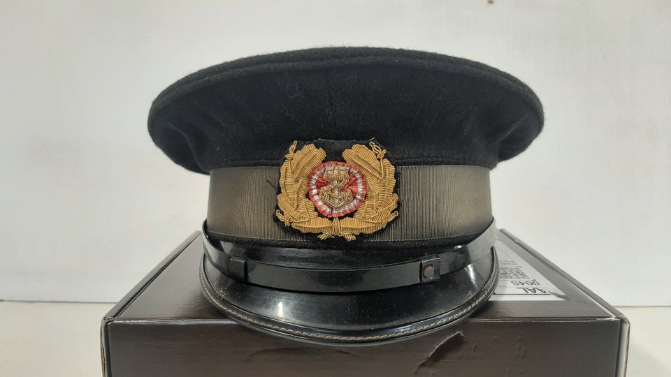 Uniform, Kasket