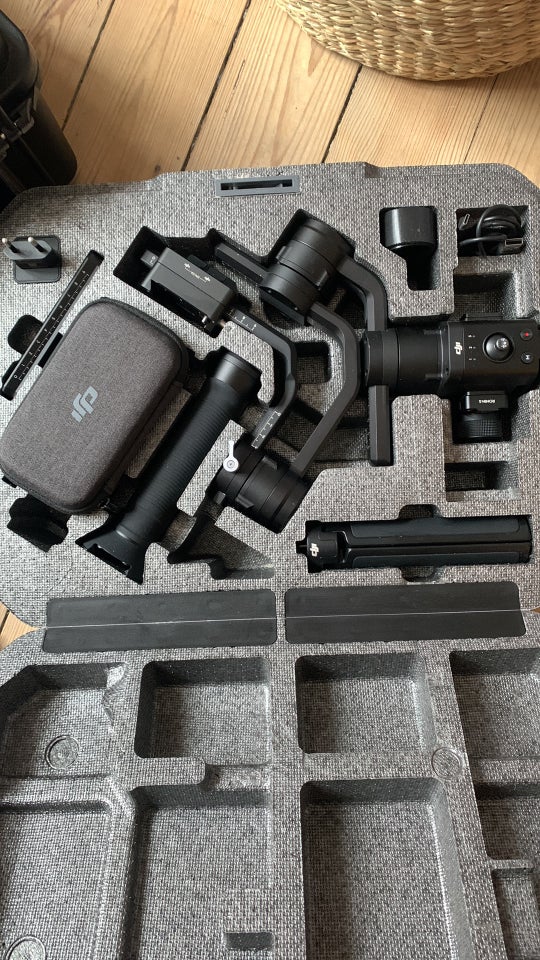 DJI Ronin-S gimbal + focus motor,