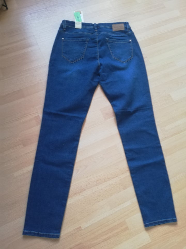 Jeans, Red button, str. 42