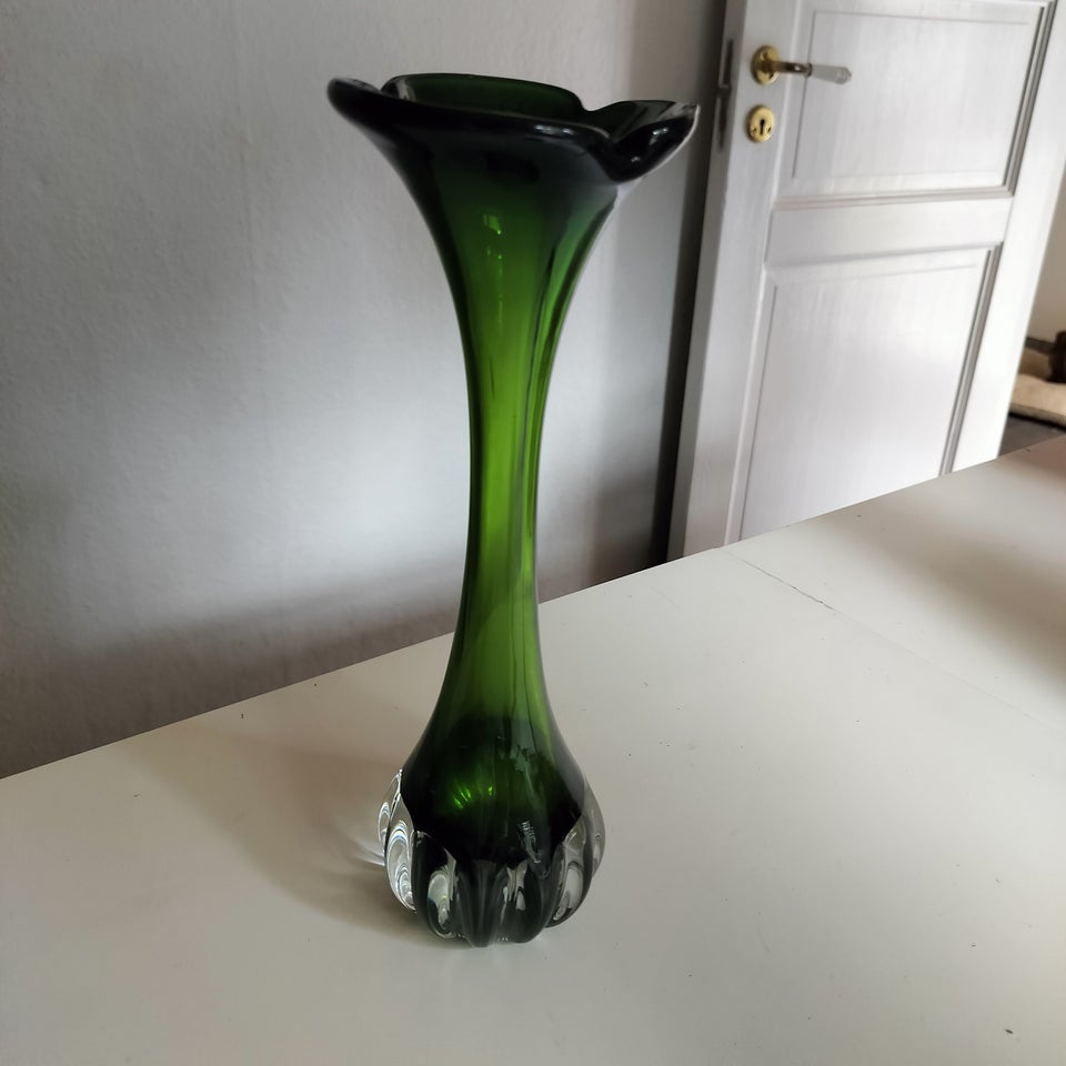 Vase, Grøn Holmegaards vase