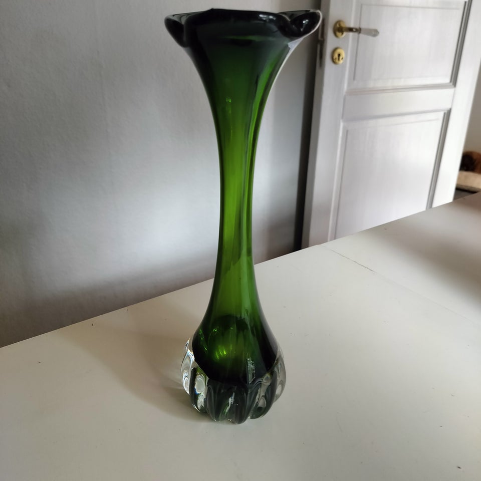 Vase, Grøn Holmegaards vase