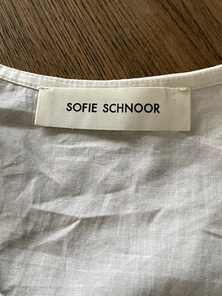 Top Sofie Schnoor str 34