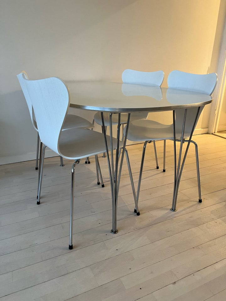 Arne Jacobsen 7:er stole