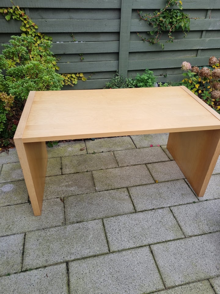 Skrivebord, Ikea, b: 150 d: 80 h: 77