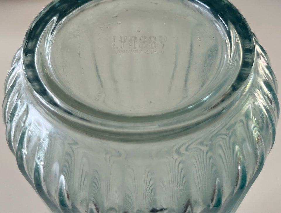 Glas Vase/ karaffel  Lyngby