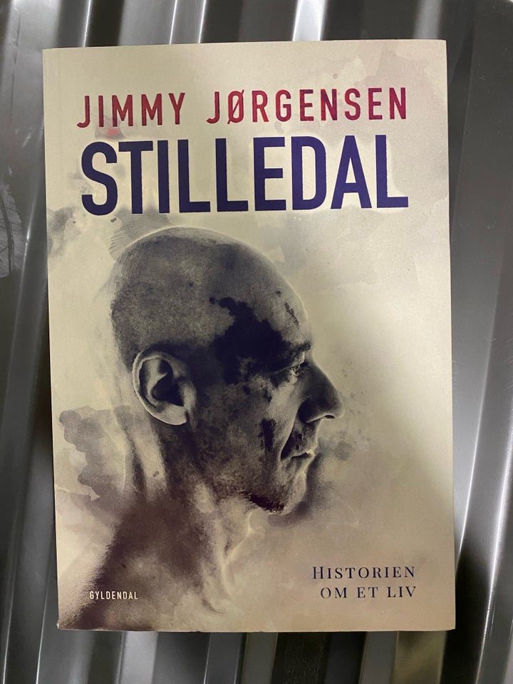 Stilledal - historien om et liv,