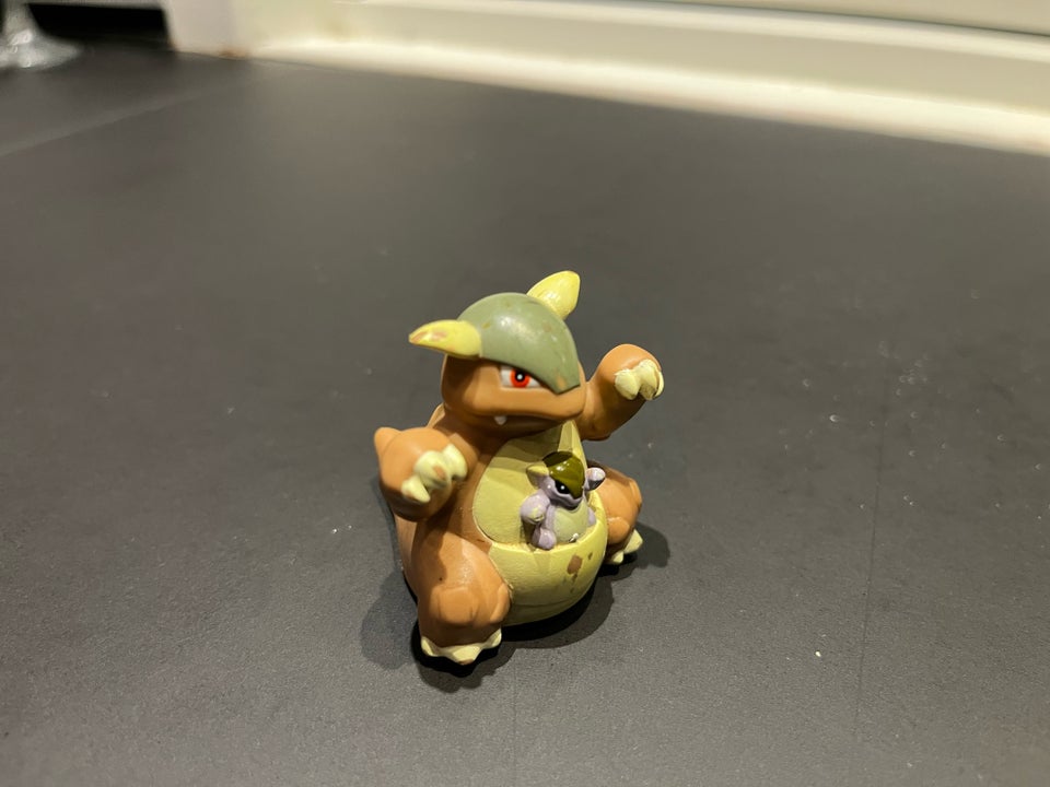 Kangishkhan Pokemon figur,