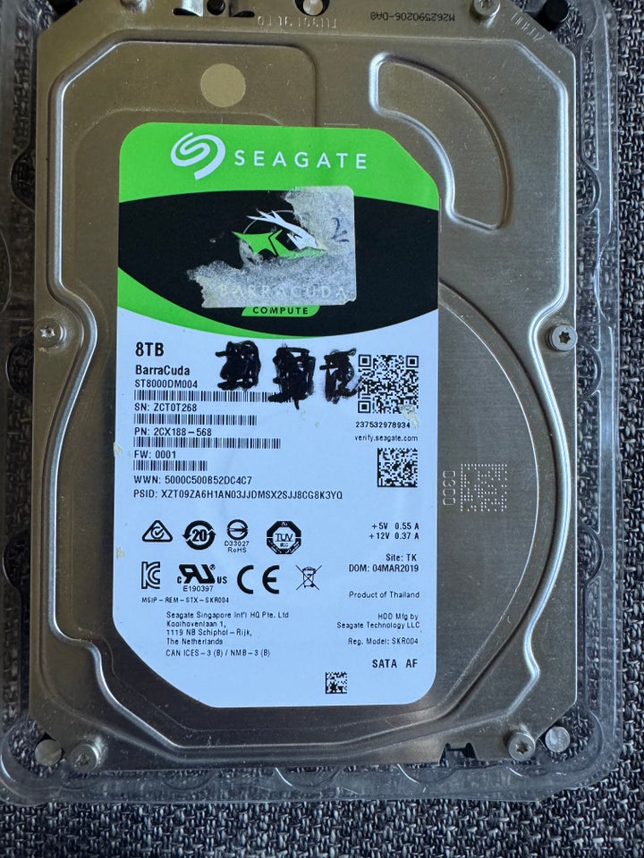 Seagate ST8000DM004 , 8000 GB