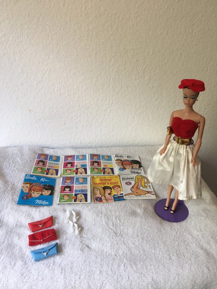 Barbie, VINTAGE BABIE MATTEL