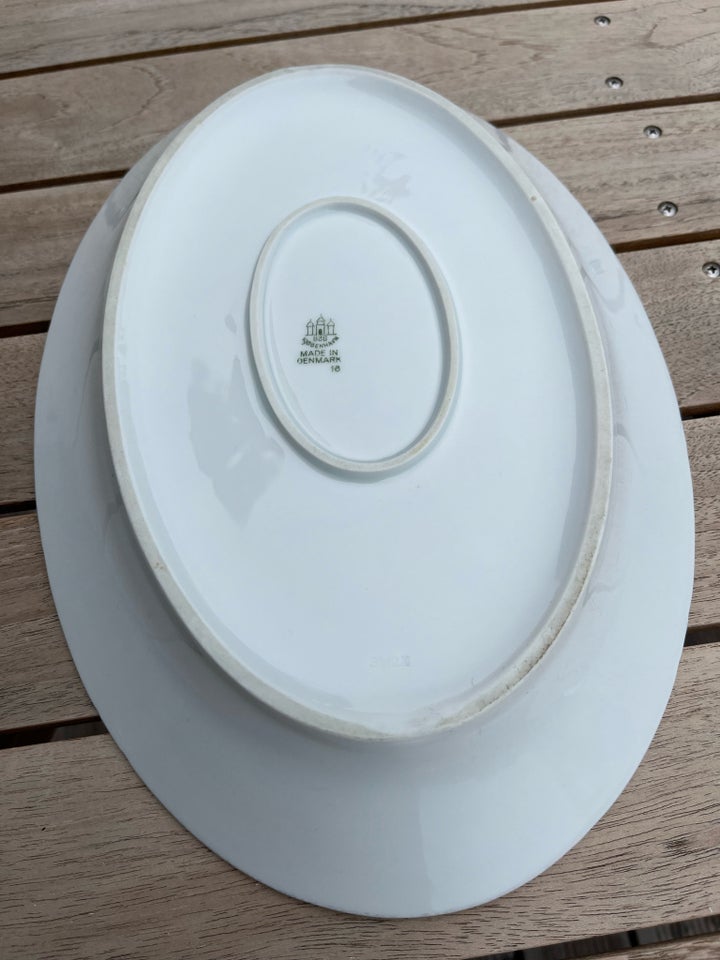 Porcelæn Ovalt fad Bing og