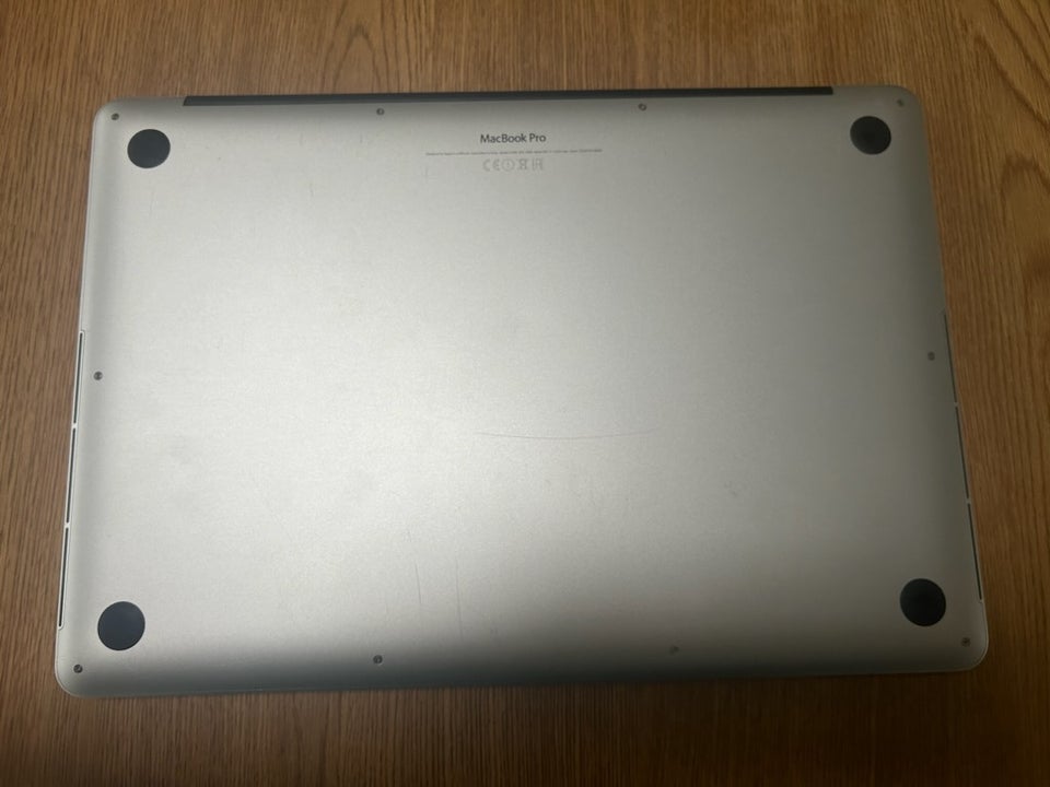 MacBook Pro, Macbook Pro 15", I7 GHz