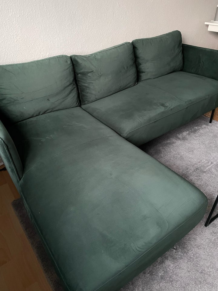 Charmerende velour sofa sæl...