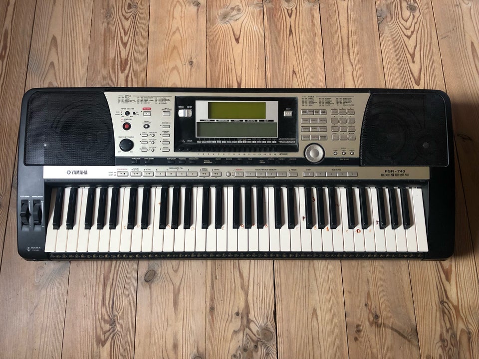 Keyboard, Yamaha PSR 740