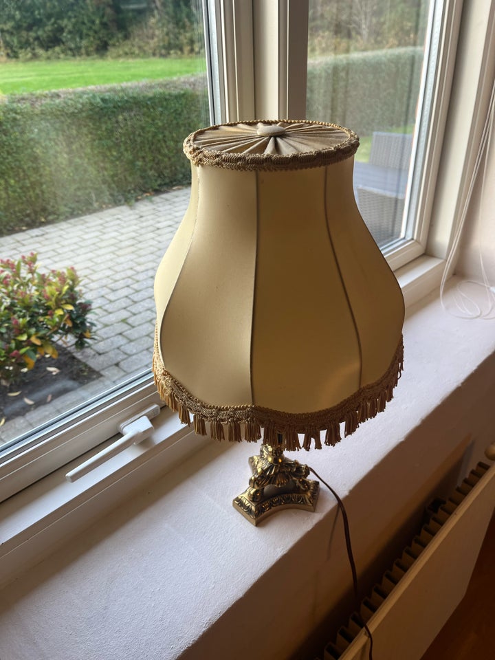 Lampe, Ukendte