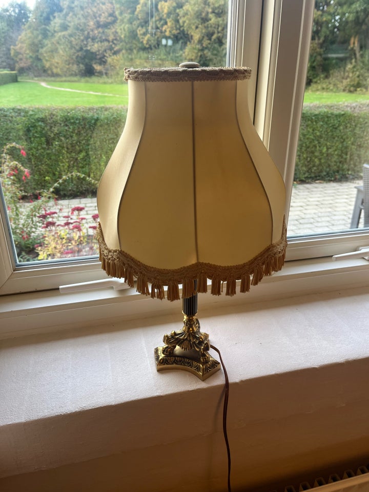 Lampe, Ukendte