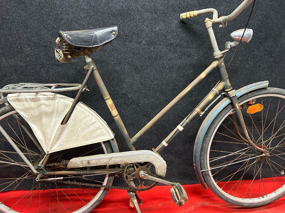 Reservedelscykel, Retro cykel