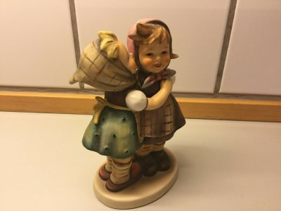 Porcelæn MI Hummel figur  W