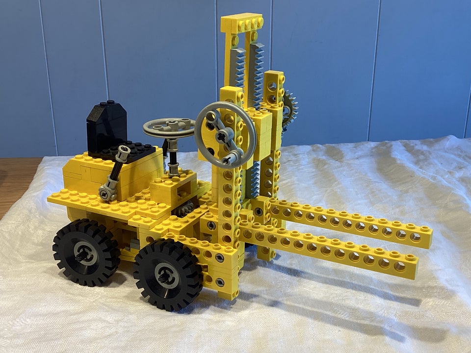 Lego Technic 850 - Fork Lift