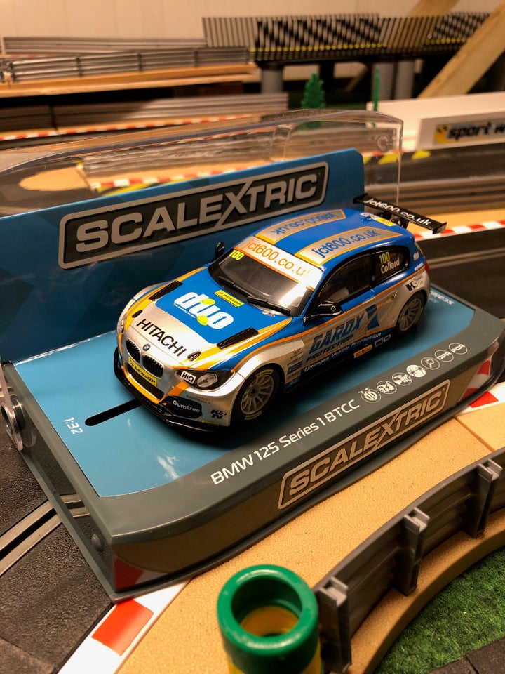 Racerbil, Scalextric Analog /